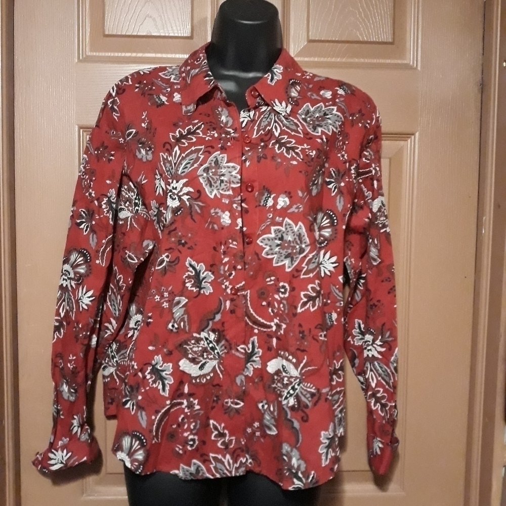 Liz&co button down  A-49 5/$25